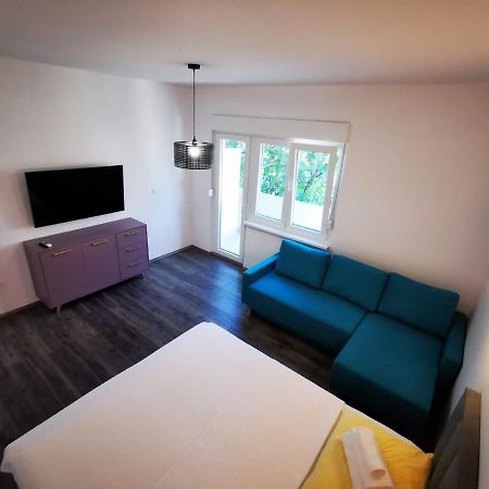 Apartman Smokva Hotel Vodice Buitenkant foto