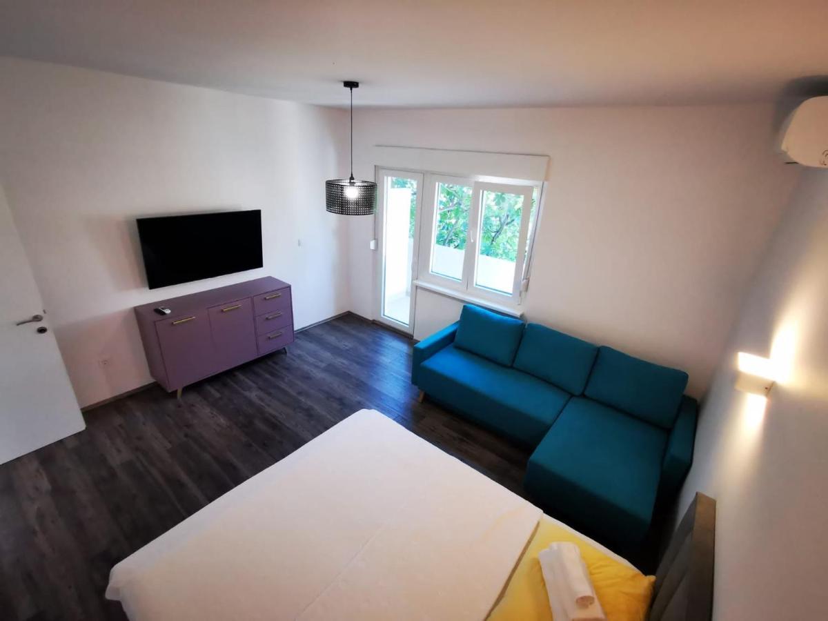 Apartman Smokva Hotel Vodice Buitenkant foto