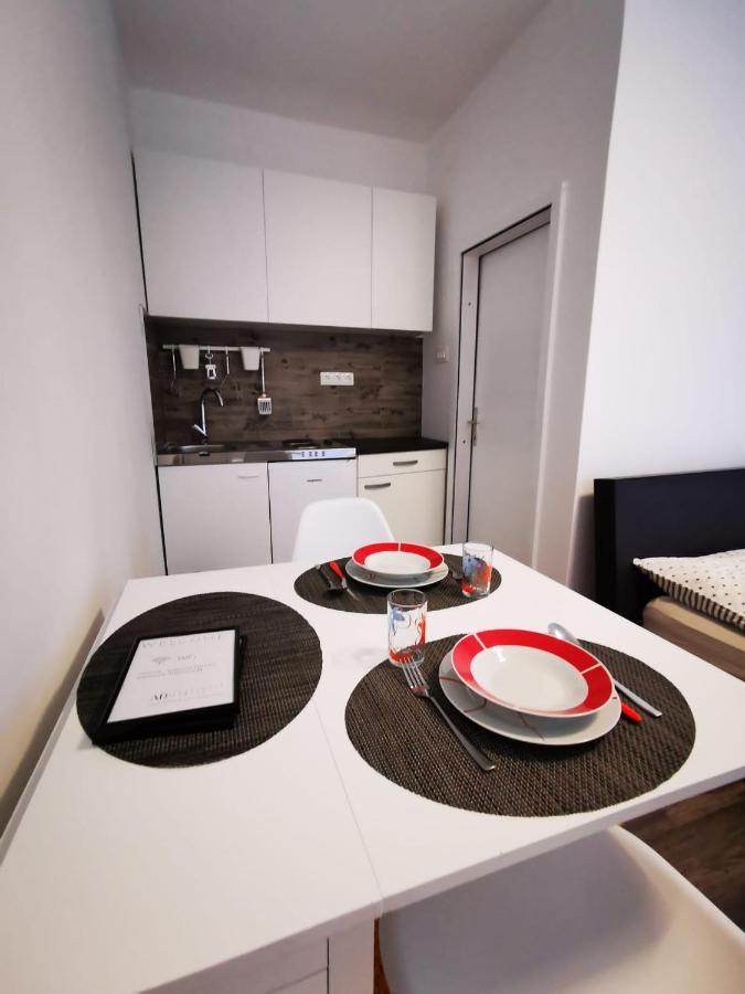 Apartman Smokva Hotel Vodice Buitenkant foto